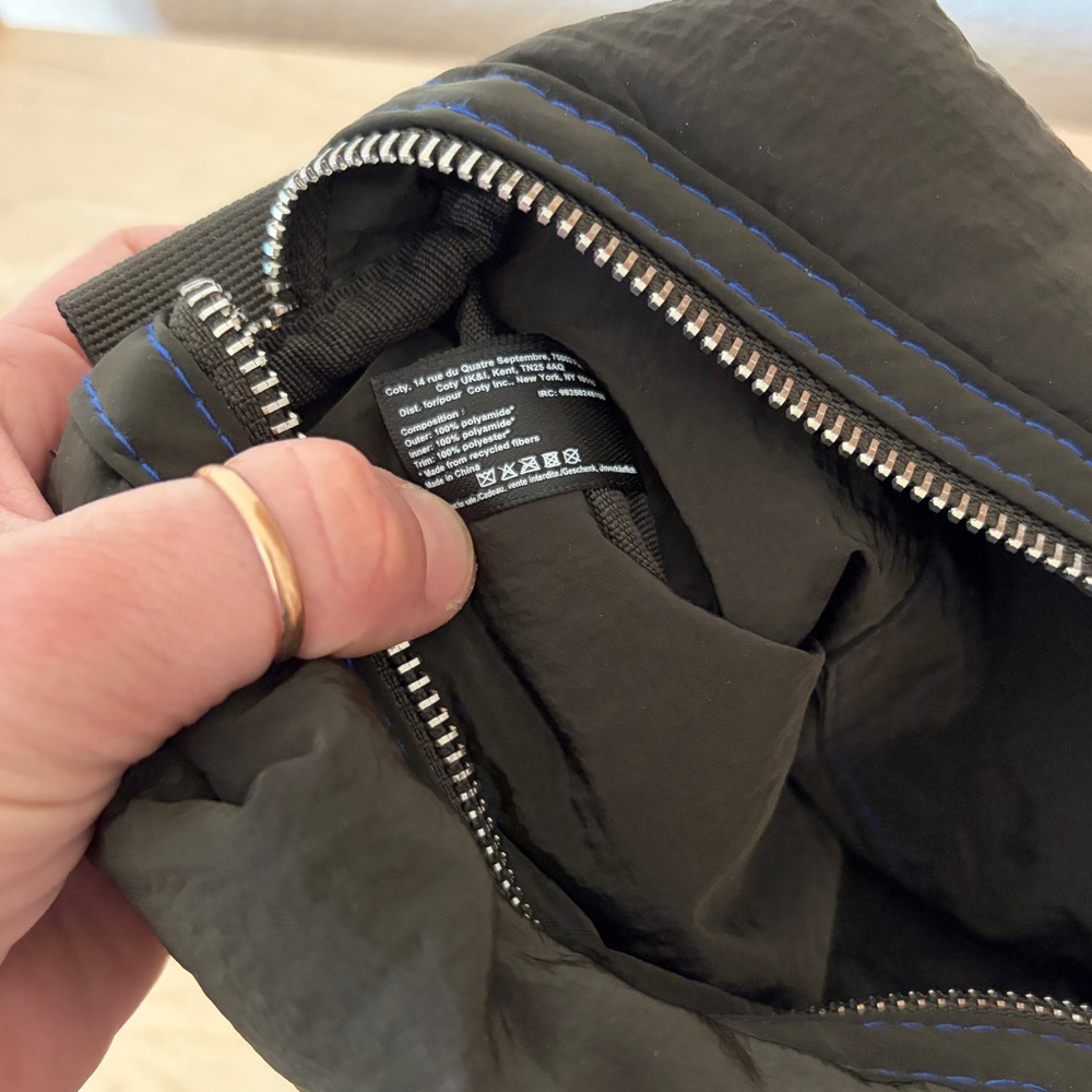 Burberry EKD Blue Label Black Nylon Cosmetic Travel Bag Pouch - Picture 8 of 12